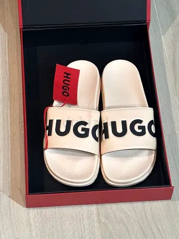 HUGO SLIDES [included : Original box bag]