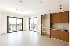 Vacant | Corner Unit | Beach Access | Low Floor