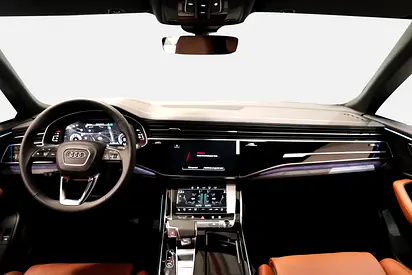 2023 AUDI Q8 thumbnail 5