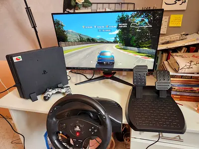 Full gaming setup with ps4 slim and Steering Wheel and gaming monitor 165hz urgent for sale