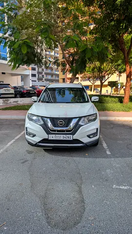 Nissan Rogue SV 2020 - Excellent Condition
