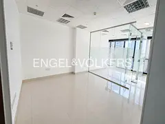 Lake View | Glass Fitted | Prime Location