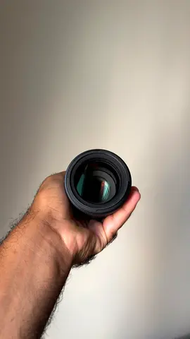 SIGMA 105mm F2.8 DG DN - PERFECT CONDITION