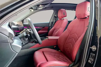 2024 BMW 5-SERIES — миниатюра 11
