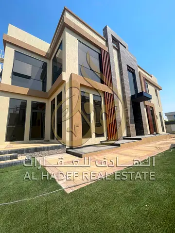 Luxury Villa for Annual Rent in Al Quoz – Sharjah