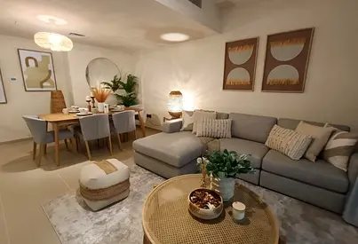 Fully Furnished | Duplex Upgraded | Beach Access