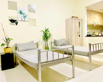 Executive Bed Space only for Keralites, 1450/- monthly and Mess available