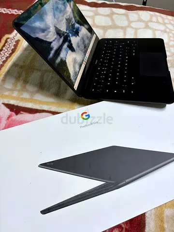 Google Pixelbook Go with detachable keyboard - Good condition
