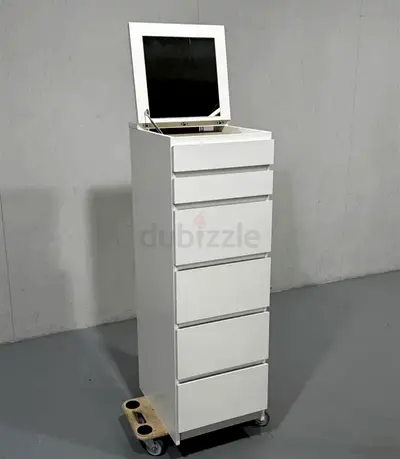 Storage vanity