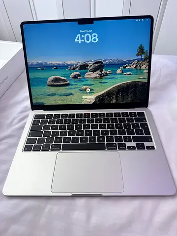 MacBook Air 13 M5 2026