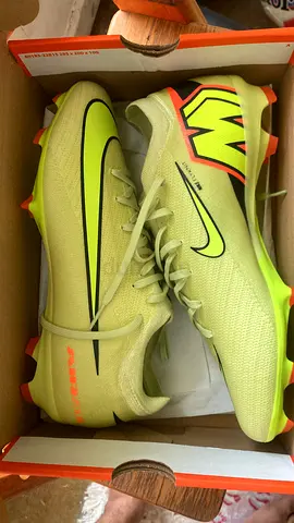 Nike boots