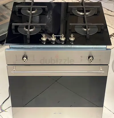 Smeg built in Gas Oven with 4 burner Gas top 60cm