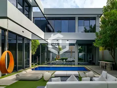 Corner Villa | Great Location | Investor Deal