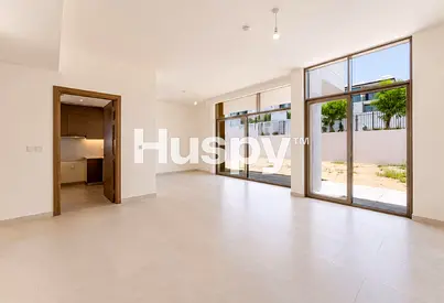 Corner Unit | Vacant Now | Single Row