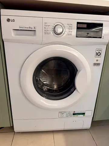 LG Front Load Washing Machine - 8kg, White, Good Working Condition