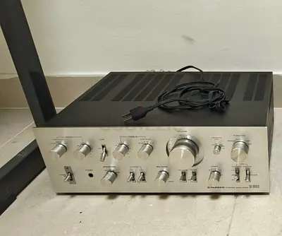 Pioneer SA-8800 Integrated Stereo Amplifier