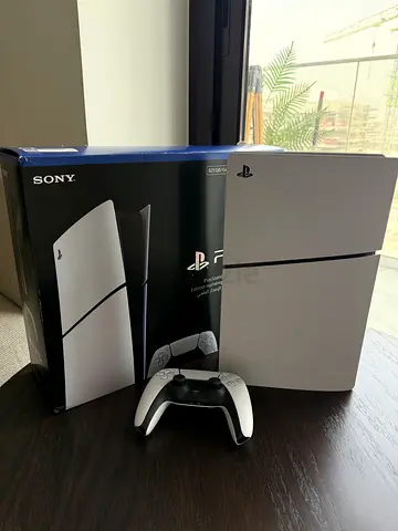 PS5 Slim Digital Edition 825GB + Extra Blue Controller