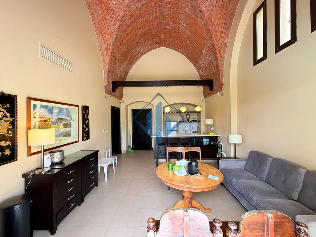 Fully Furnished - Private Pool - Lagoon View