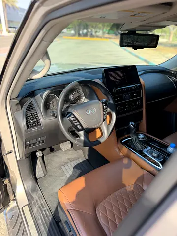2024 Infiniti QX80 照片 5