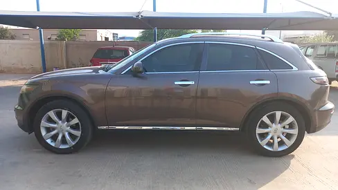 Infiniti FX35 Luxury 2008 GCC Specs - Well Maintained