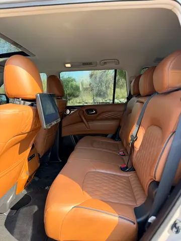 2024 Infiniti QX80 照片 6