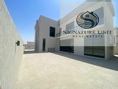 Luxury 5BR Villa |2 Kitchen| Maids Room | Majlis