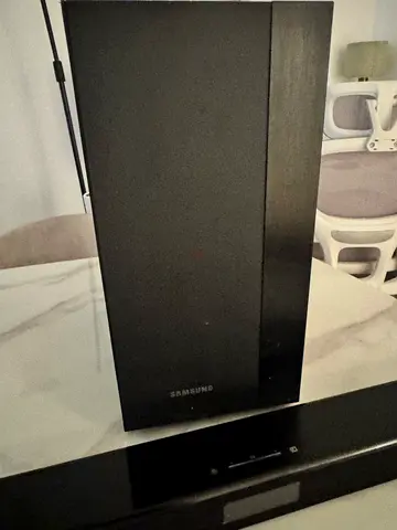 Samsung soundbar with subwoofer - good working condition