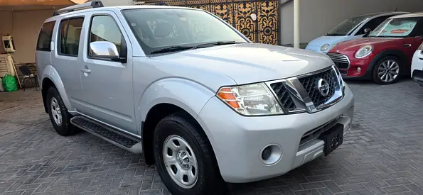 Nissan Pathfinder S 2012 | GCC Specs | Reliable 4WD Family SUV in Excellent Condition