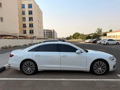 صورة 3 لـ 2021 AUDI A8