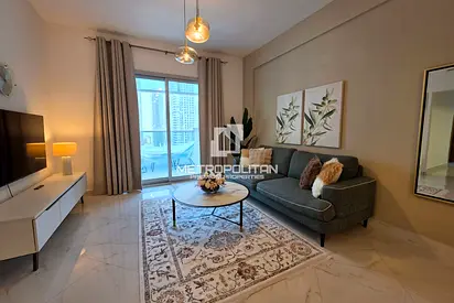 Fully Furnished| Upgraded| Marina View| Near Metro