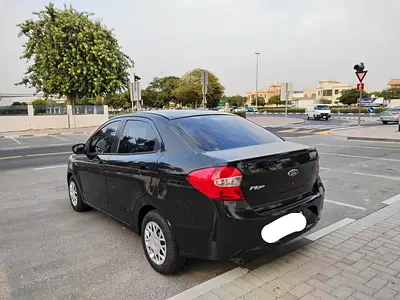2016 FORD FIGO 照片 7