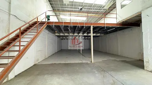4300 SQFT (G+M) COMMERCIAL WAREHOUSE IN UMM RAMOOL (SUBLEASE TAX INCLUDED)