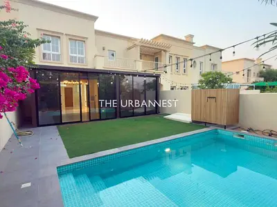 Fully Upgraded | Lake View | Private Pool | 4 Beds
