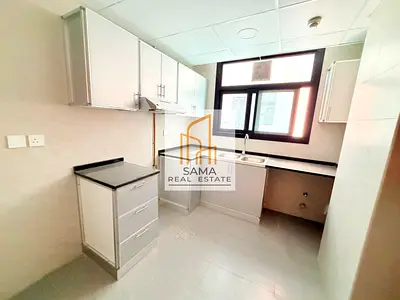 BRAND NEW 1/BHK WITH BALCONY WARDOROP ONLY 40K AREA IN ZAHIA