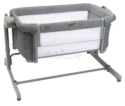 Chicco Next2Me Magic Bedside Bassinet - Grey