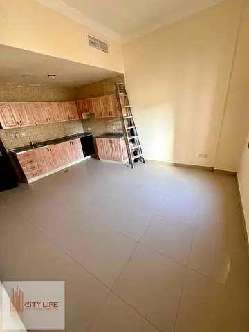 DEAL.. 1 BEDROOM HALL / ROLLA STREET BUR DUBAI / BEHIND PALM BEACH HOTEL
