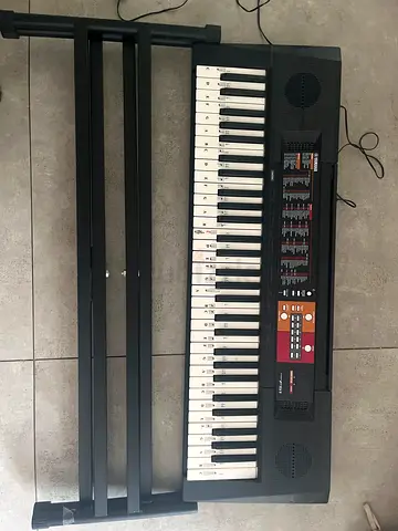 Yamaha PSR-36 Portable Keyboard with Stand and chair - Good Working Condition