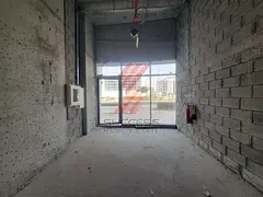 READY SHOP | PRIME LOCATION | BUSINESS-FRIENDLY | HIGH VISIBILITY