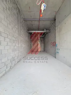 READY SHOP | PRIME LOCATION | BUSINESS-FRIENDLY | HIGH VISIBILITY