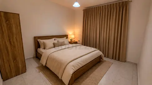 BIG FILIPINO ROOM AVAILABLE
