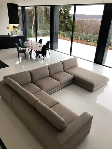 Brand New 7 Seater Chesterfield Sofa For Sale. Delivery All UAE Available