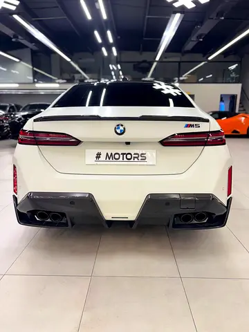 صورة مصغرة 20 لـ 2025 BMW M5