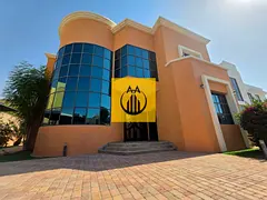 Villa for rent in The second qoz 5 master bedrooms +hall+ majlis