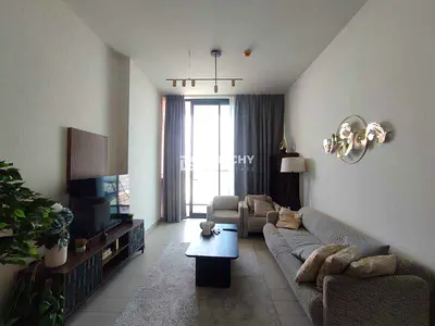 FULLY FURNISHED | BRIGHT | PRIME LOCATION