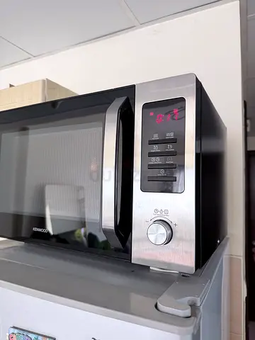 Microwave oven