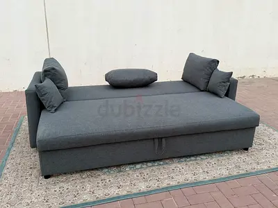 Luxury 3-seater sofa bed featuring a sleek design, comfortable seating, spacious bed function and hi