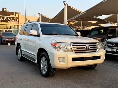 Toyota Land Cruiser GXR 2015 GCC Specs