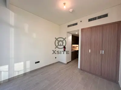 Cozy Studio | Pool View | Vacant Unit
