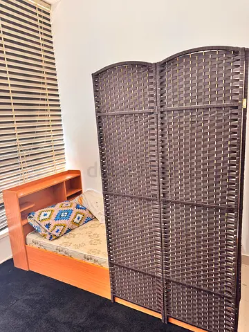 Bed space available for Indian ladies