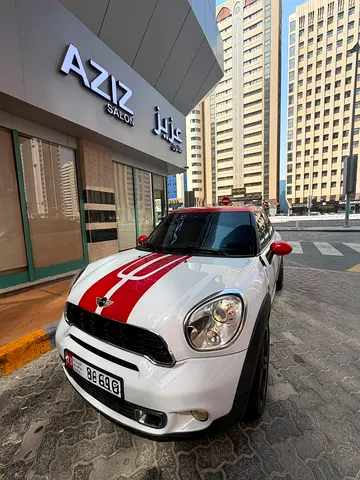 2013 MINI COUNTRYMAN — миниатюра 2